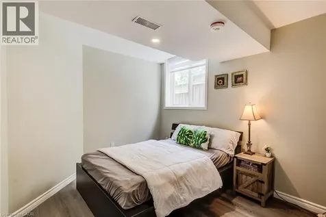 182 Kerwood Drive Cambridge ON N3C 4H7