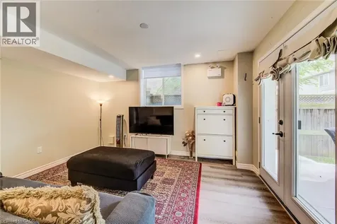 182 Kerwood Drive Cambridge ON N3C 4H7