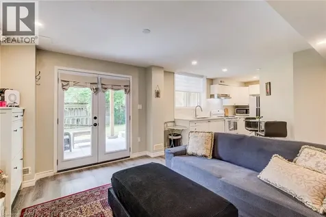 182 Kerwood Drive Cambridge ON N3C 4H7