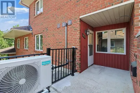 403 Stratas Circuit Ottawa ON K2L 3K6