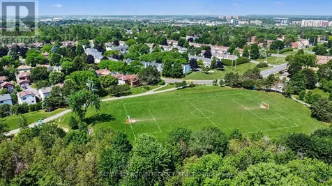 403 Stratas Circuit Ottawa ON K2L 3K6
