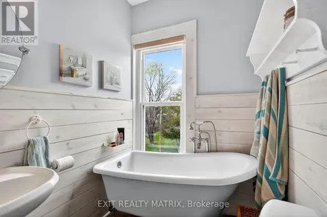 22 Water Street East Rideau Lakes ON K0G 1V0