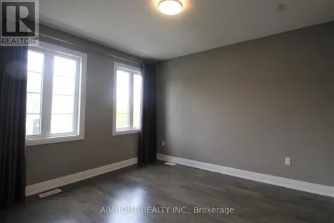 151 Bridgepointe Court Aurora ON L4G 3H8