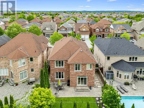 23 Kerr Lane Aurora ON L4G 0E5