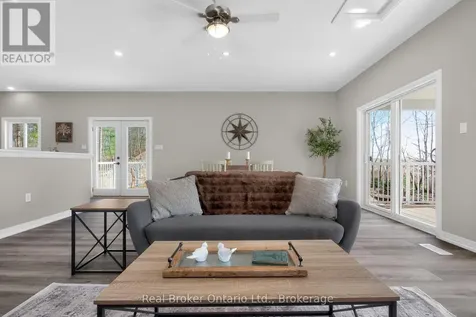 90 14 Corners East Tiny ON L9M 2H7
