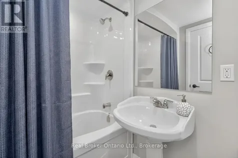 90 14 Corners East Tiny ON L9M 2H7
