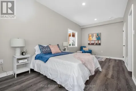 90 14 Corners East Tiny ON L9M 2H7
