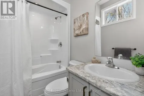 90 14 Corners East Tiny ON L9M 2H7