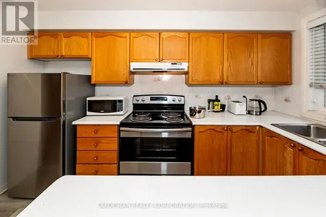 288 Briston Private Ottawa ON K1G 5P9