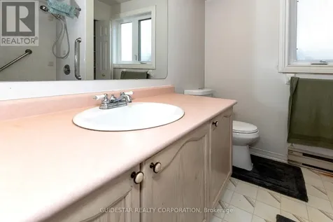 288 Briston Private Ottawa ON K1G 5P9