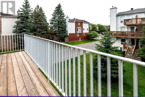 288 Briston Private Ottawa ON K1G 5P9