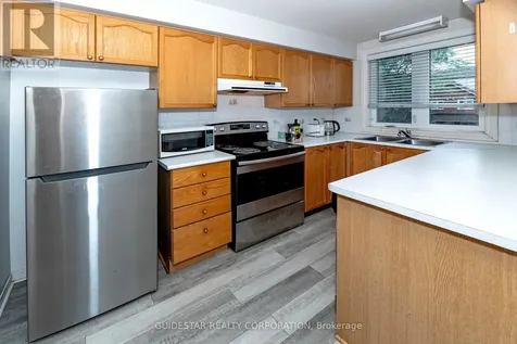 288 Briston Private Ottawa ON K1G 5P9