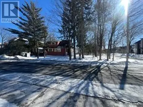 641 Tweedsmuir Avenue Ottawa ON K1Z 5P7