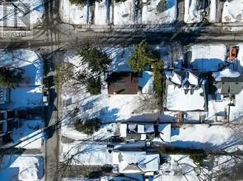641 Tweedsmuir Avenue Ottawa ON K1Z 5P7