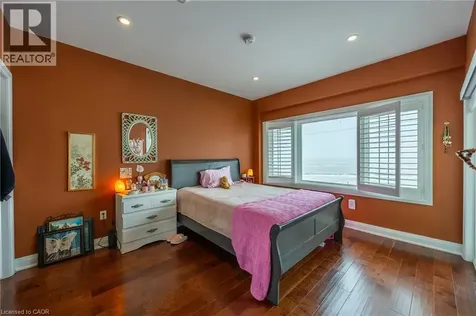 12 Erie Boulevard Long Point ON N0E 1M0