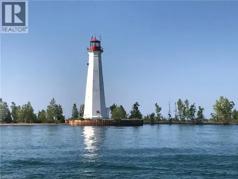 12 Erie Boulevard Long Point ON N0E 1M0