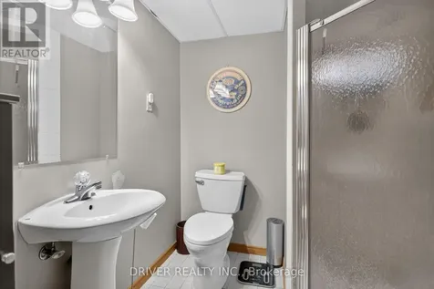 24 Hawthorne Crescent Aylmer ON N5H 3C3