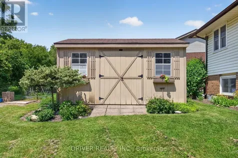 24 Hawthorne Crescent Aylmer ON N5H 3C3