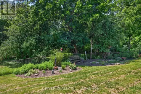 24 Hawthorne Crescent Aylmer ON N5H 3C3