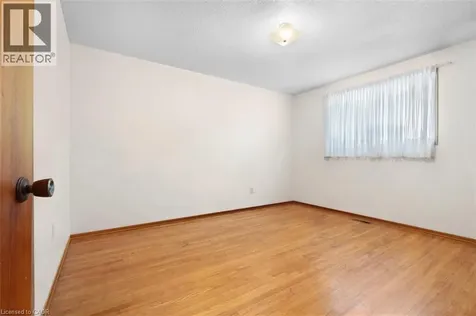 45 Juniper Drive Stoney Creek ON L8E 4C7