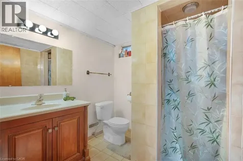 45 Juniper Drive Stoney Creek ON L8E 4C7