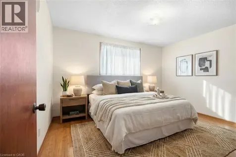 45 Juniper Drive Stoney Creek ON L8E 4C7