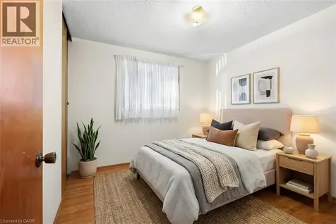 45 Juniper Drive Stoney Creek ON L8E 4C7