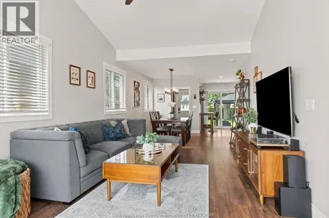1009 William Street Tecumseh ON N8N 2A5