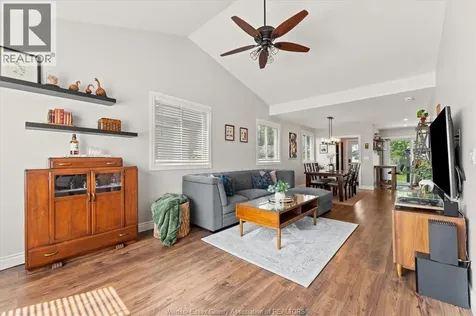 1009 William Street Tecumseh ON N8N 2A5