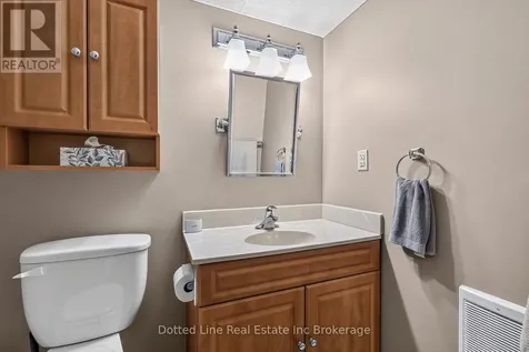 40 Parkdale Avenue Tillsonburg ON N4G 4C6