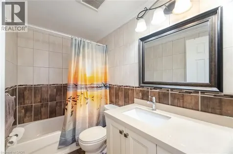 1021 Falgarwood Drive Oakville ON L6H 1N7