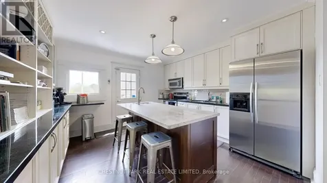 9 Edgedale Road Toronto (north St. James Town) ON M4X 1N5