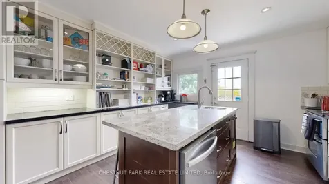 9 Edgedale Road Toronto (north St. James Town) ON M4X 1N5