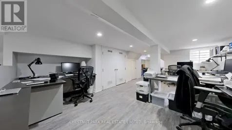 9 Edgedale Road Toronto (north St. James Town) ON M4X 1N5