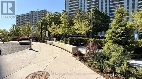 9 Edgedale Road Toronto (north St. James Town) ON M4X 1N5