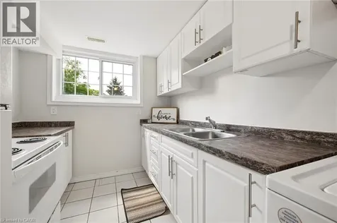 154 Graham Crescent Stratford ON N5A 7G5