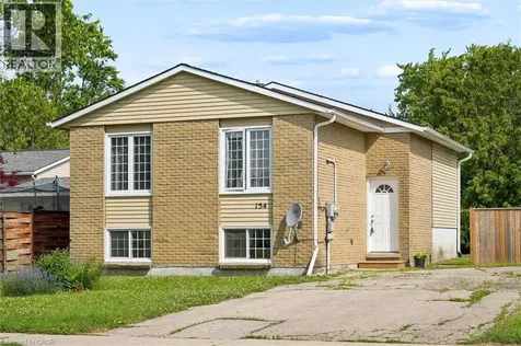 154 Graham Crescent Stratford ON N5A 7G5