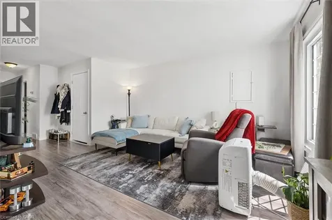 154 Graham Crescent Stratford ON N5A 7G5