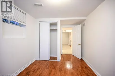 17 West Park Avenue Hamilton ON L3S 3M4