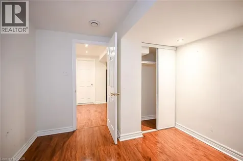 17 West Park Avenue Hamilton ON L3S 3M4