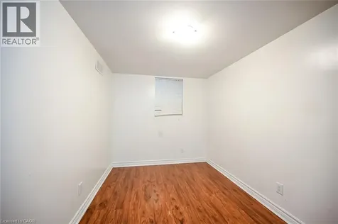 17 West Park Avenue Hamilton ON L3S 3M4