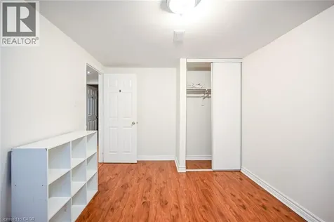 17 West Park Avenue Hamilton ON L3S 3M4