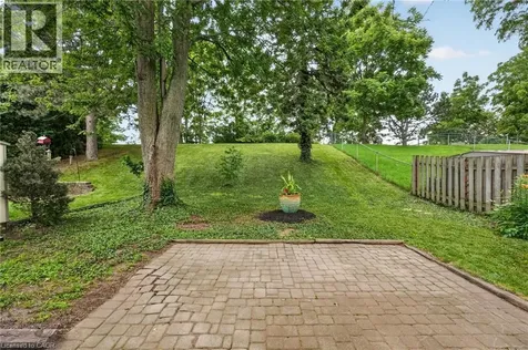 49 Birchpark Drive Grimsby ON L3M 4M9