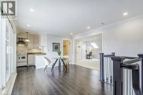 21 Chisholm Street Oakville ON L6K 3W2