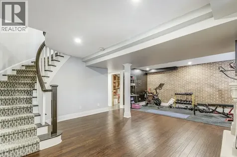 21 Chisholm Street Oakville ON L6K 3W2