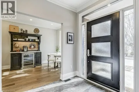 21 Chisholm Street Oakville ON L6K 3W2