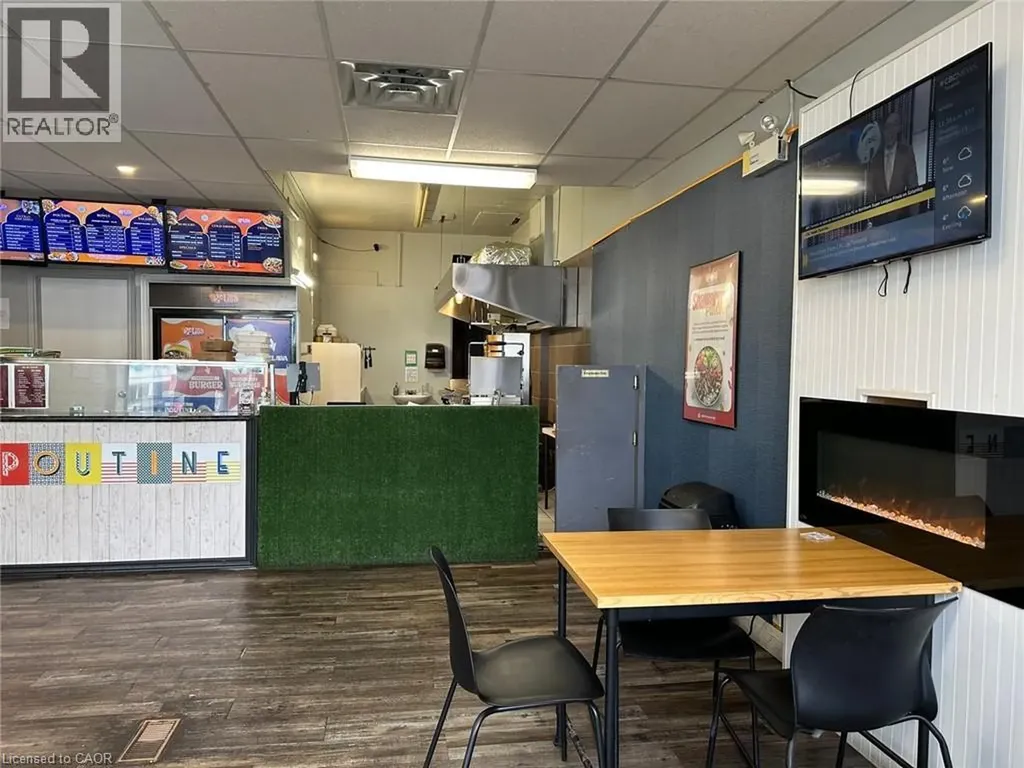 699 Belmont Avenue Kitchener ON N2M 1P1