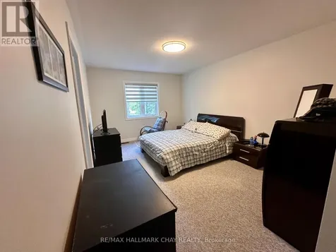 26 Greenwood Drive Essa (angus) ON L0M 1B5