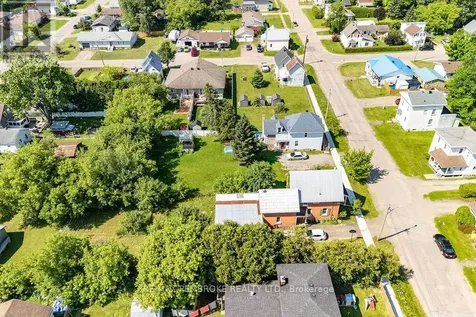 459 Somerset Street Pembroke ON K8A 4C5