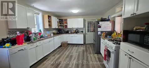 459 Somerset Street Pembroke ON K8A 4C5
